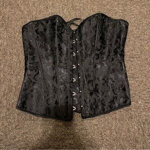 PRETTYLITTLETHING Corset